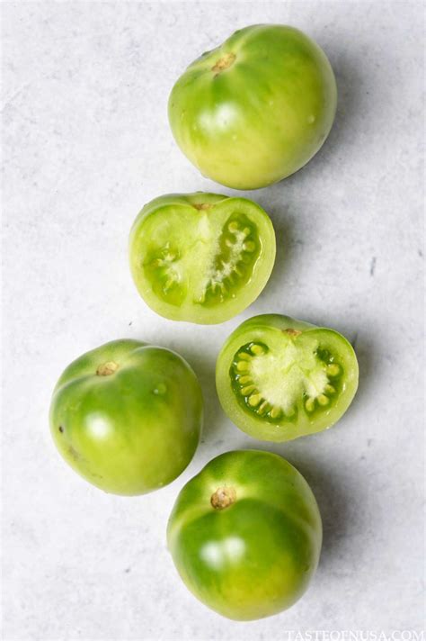 What Is Morning Glory / Water Spinach / Kangkung? - Taste of Nusa