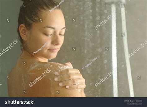 Women In The Shower