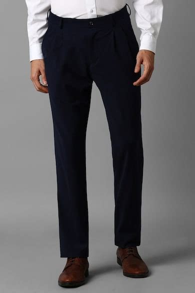 Buy Men Navy Regular Fit Solid Pleated Formal Trousers Online ...