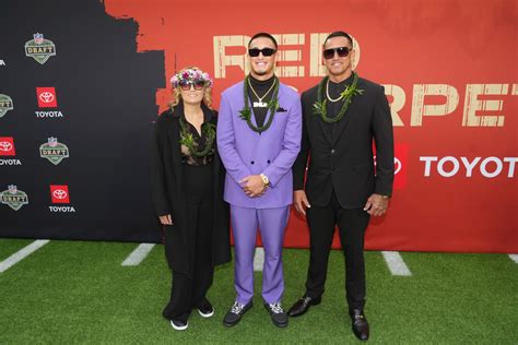 Tetairoa McMillan NIL: How Much Are the Arizona WR's NIL Deals Worth ...