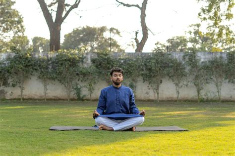 Headspace Guide to Sleep on Netflix, Reviewed and Explained | THE MINDFUL STEWARD