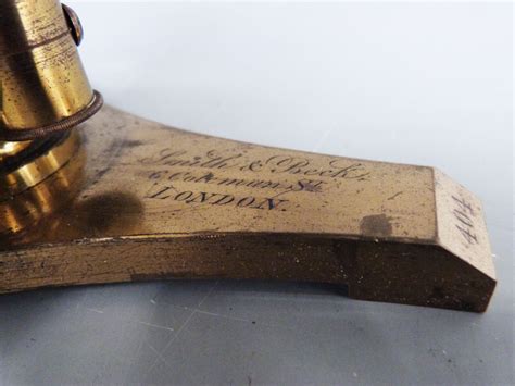 Old Compound Microscope 的图像结果