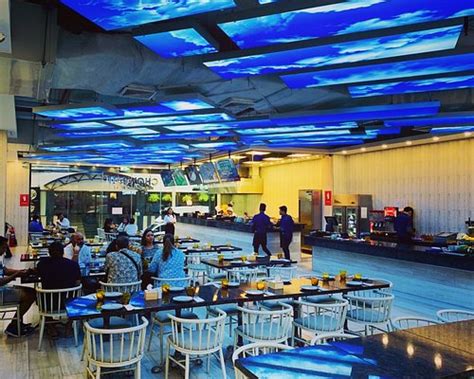 CHOWPATI INDIAN STREET FOOD RESTAURANT, Bangkok - Khlong Toei Nuea ...