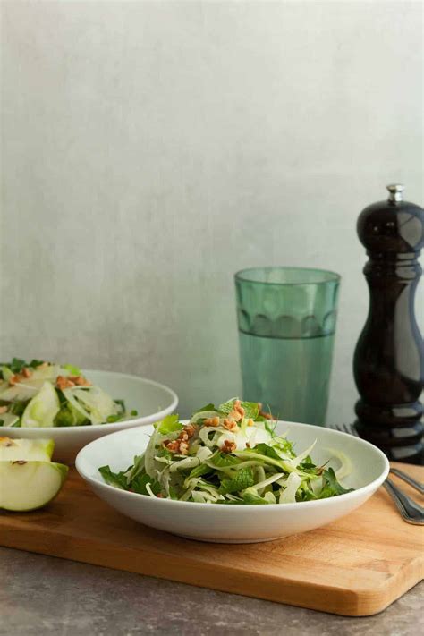 Apple and Fennel Salad with Lemon Vinaigrette