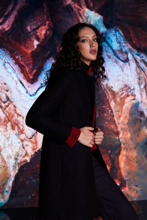 Permanent Collection – tagged "remerasytop" – Naíma