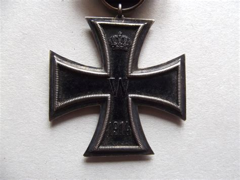 WW1 IMPERIAL GERMAN IRON CROSS 2ND CLASS - DBG Militaria