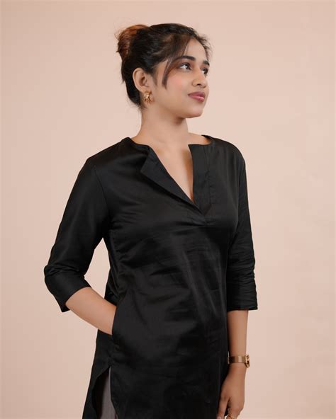 Shop Elegant Black Tunic Shirt for Stylish Women – Belair