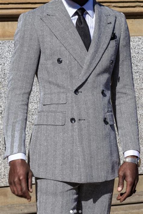 Dark Grey Wedding Suits for Men 的图像结果