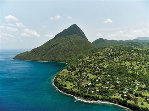 Currency in St Lucia | A Guide to St Lucian Currency | TUI