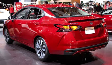 Nissan Versa III 2019 - present Specs and Technical Data, Fuel ...