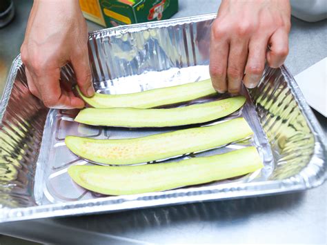 How to Layer Lasagna (with Pictures)   wikiHow