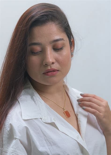 Get Orange Stone Pendant With Gold Plated Chain at ₹ 980 | LBB Shop