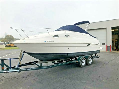 Regal 2465 Commodore 2002 for sale for $23,500 - Boats-from-USA.com