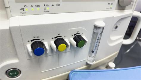 Steps for Using an ECG Machine 的图像结果