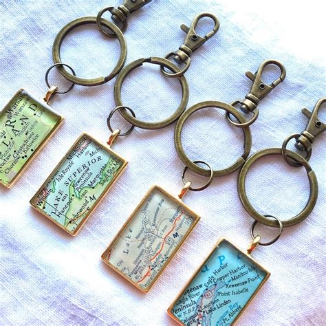 Local Map Pin Keychains 的图像结果