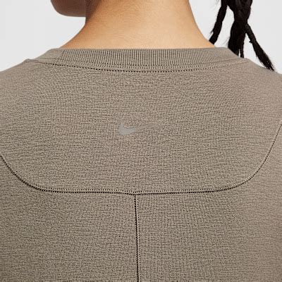 Nike One Relaxed Women's Dri-FIT Long-Sleeve Top. Nike IN