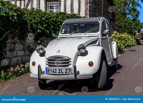 The Old French Car Citroen 2CV Editorial Photo - Image of white, style ...