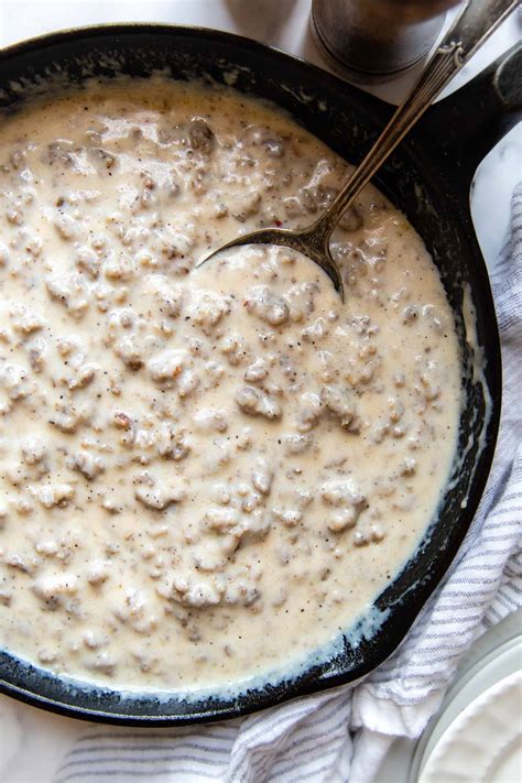 Easy Gluten-Free Sausage Gravy (Foolproof, 10 Mins) - Southern White Gravy