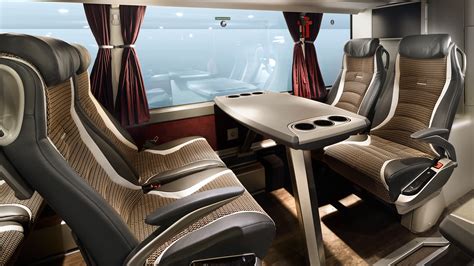 TopClass S 531 DT: Comfort – Setra Buses