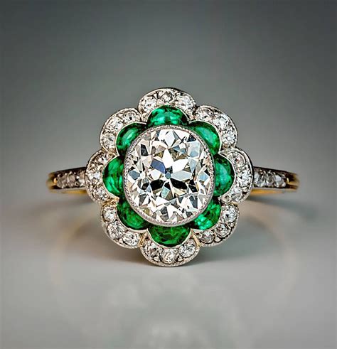 vintage emerald cut engagement rings 1920s