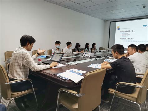 睿达科技组织新员工进行产品培训-深圳市睿达科技有限公司