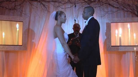 Internet goes WILD for Beyonce & Jay Z video featuring Wedding, Baby ...