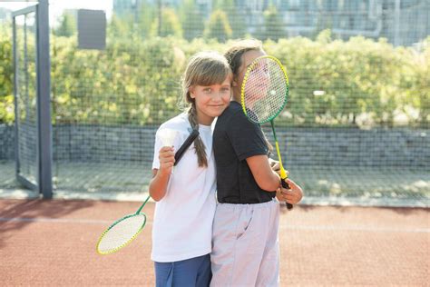 Badminton Kids 的图像结果