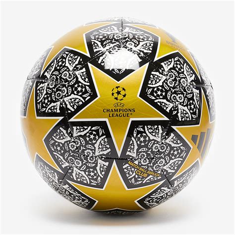 Football Ball 的图像结果