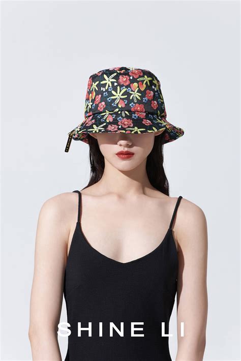 国内帽饰设计师品牌 SHINE LI 推出 2021 周年限定系列-中国网