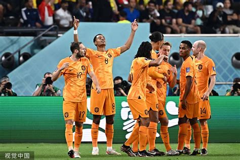 世界杯-荷兰1-1厄瓜多尔送卡塔尔出局 瓦伦西亚2场3球_PP视频体育频道