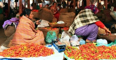 500 Years Old With Over 4000 Shopkeepers And Not A Man In Sight - This ...