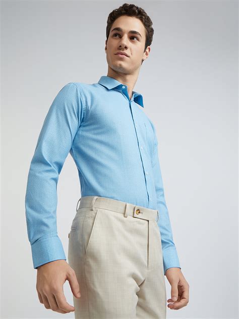 Park Avenue Men Blue Structured Slim Fit Cotton Blend Formal Shirt ...