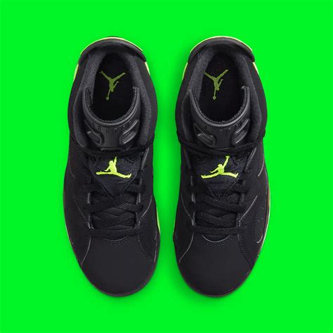 Air Jordan 6 Electric Green Black CT8529-003 Retro | SneakerNews.com