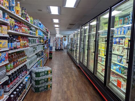 Look Inside: New Fairfield Food Center - New Fairfield, CT