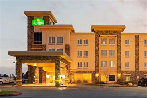 La Quinta Inn & Suites by Wyndham Pecos | Pecos, TX Hotels