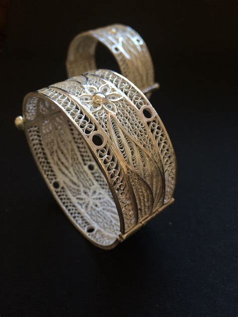 Silver Bangles online for women | Silverlinings | Handmade Filigree