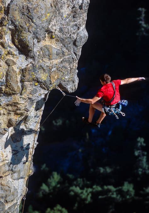 100 Rock Climbing Terms to Know (Lingo Guide 2025)