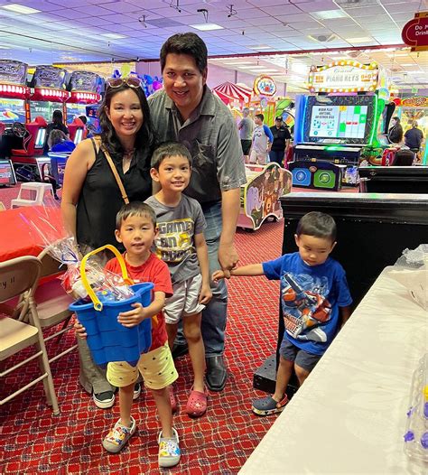 Fun Factory, Kamehameha Shopping Center (โฮโนลูลู, ฮาวาย) - รีวิว ...