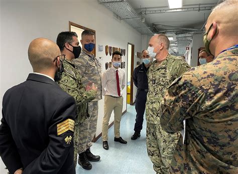 STRIKFORNATO | STRIKFORNATOs Commander visits Oeiras Headquarters