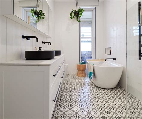 Bathroom Floor Tiles Black And White Black & White Bathroom Tiles