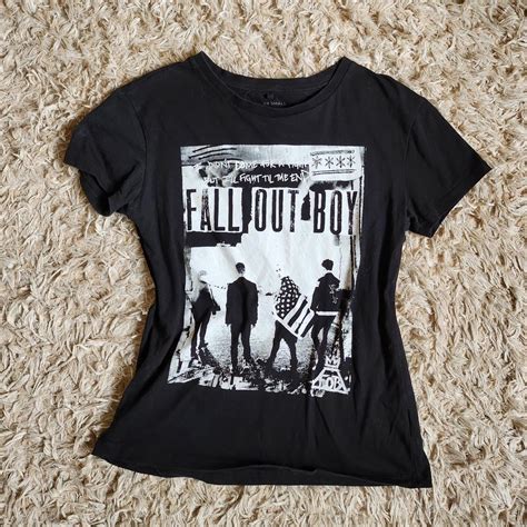 🕷Fall Out Boy Shirt🕷 🕷Authentic licence !DM me to... - Depop