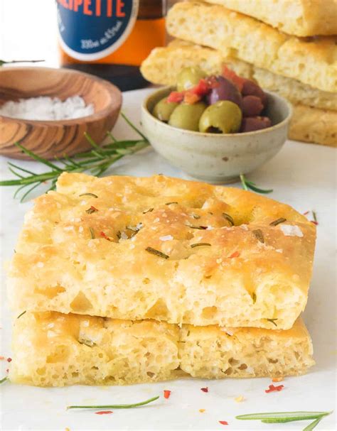 Super easy focaccia recipe (no-knead) - The clever meal