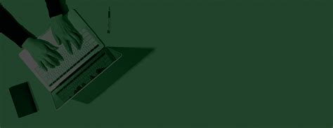 Person Using Laptop Computer 的图像结果