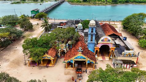 Explore Jaffna's Selvasanniti Murukan Temple in Sri Lanka