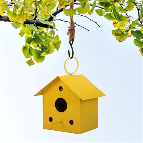 Urban Plant Metal Hanging Bird House | Outdoor Nest Shelter for Balcony ...