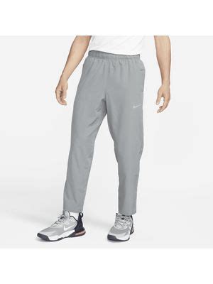 Buy Nike Form Men's Dri-FIT Open-Hem Versatile Trousers Online | Nike India
