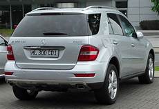 ml 300 cdi 4matic file mercedes ml 300 cdi blueefficiency w164 facelift ml 300 cdi 4matic file mercedes ml 300 cdi blueefficiency w164 facelift