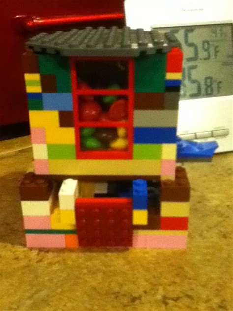 Lego Candy Dispenser Tutorial 的图像结果