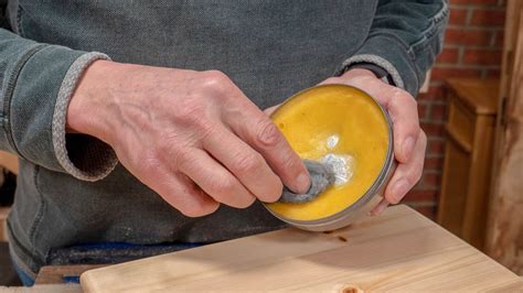 How to Apply Spray Shellac 的图像结果