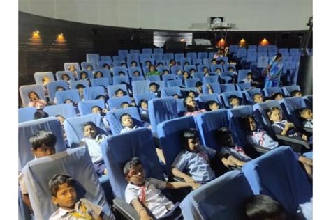 extended education, the students of class I-IV were taken on a field ...